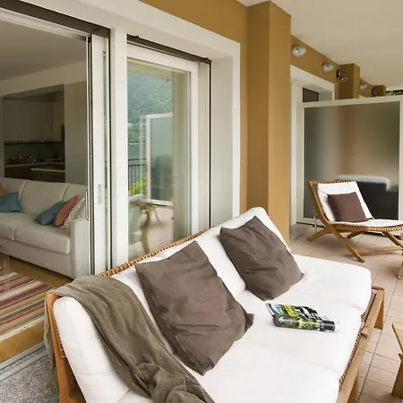 5 Luxury Apartments-by Italian Stylish, Executive, Contemporary, Ribolla Azzuro, Penthouse * Laglio