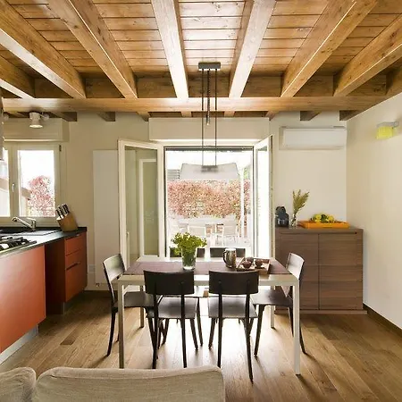 公寓 5 Luxury Apartments-by Italian Stylish, Executive, Contemporary, Ribolla Azzuro, Penthouse *