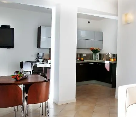 公寓 5 Luxury Apartments-by Italian Stylish, Executive, Contemporary, Ribolla Azzuro, Penthouse 拉利奥